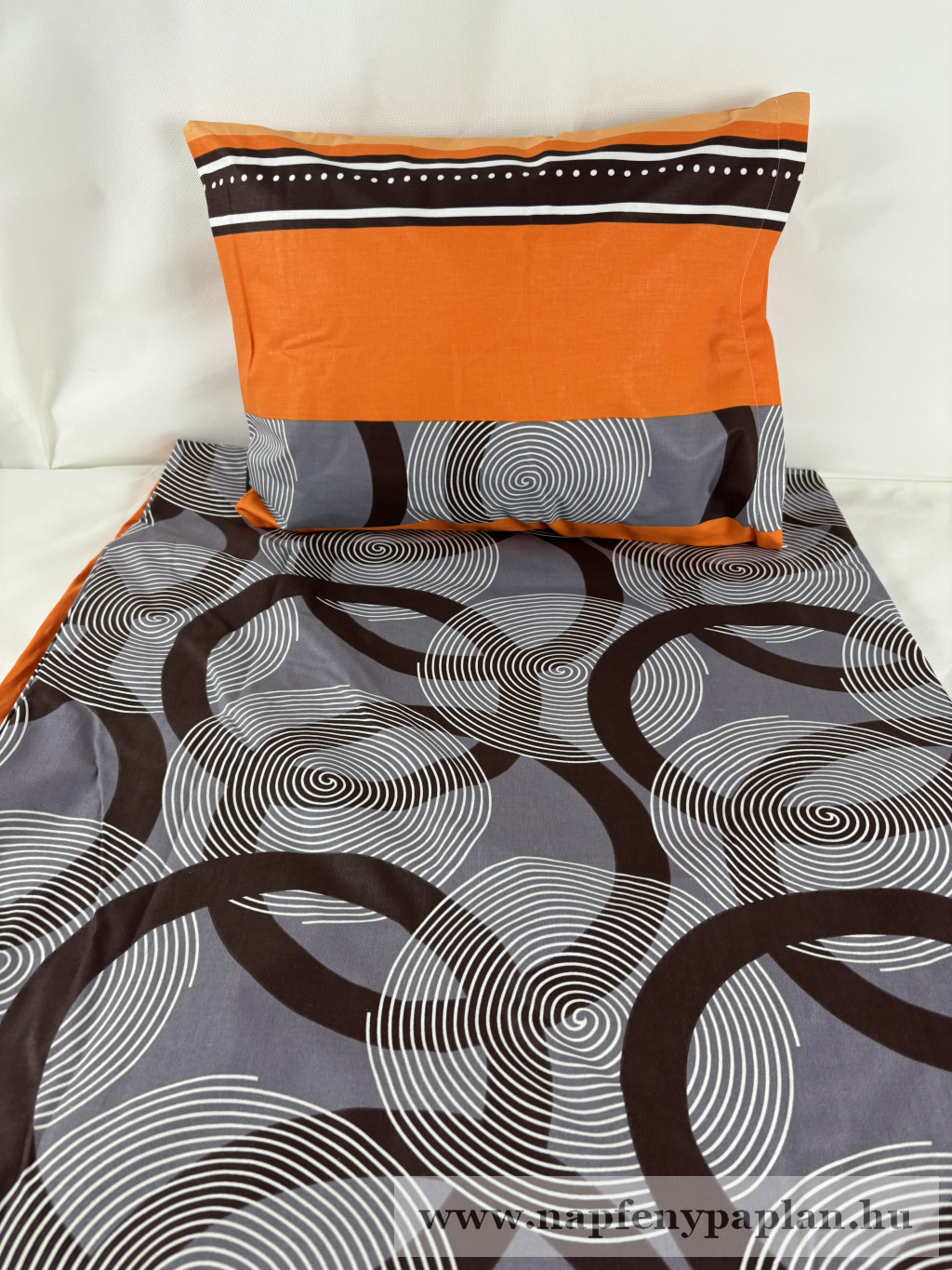Image of Geri narancs ágyneműhuzat garnitúra (3 részes, 200-as)